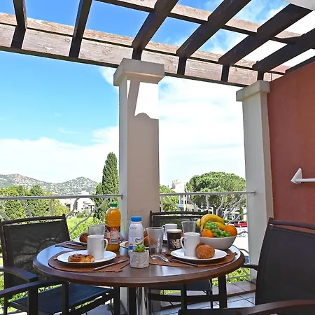 L'esquinade - G1 203 By Interhome Saint-Raphaël