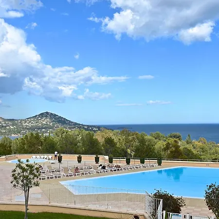 Apartment Village Cap Esterel - L'esquinade-105 By Interhome